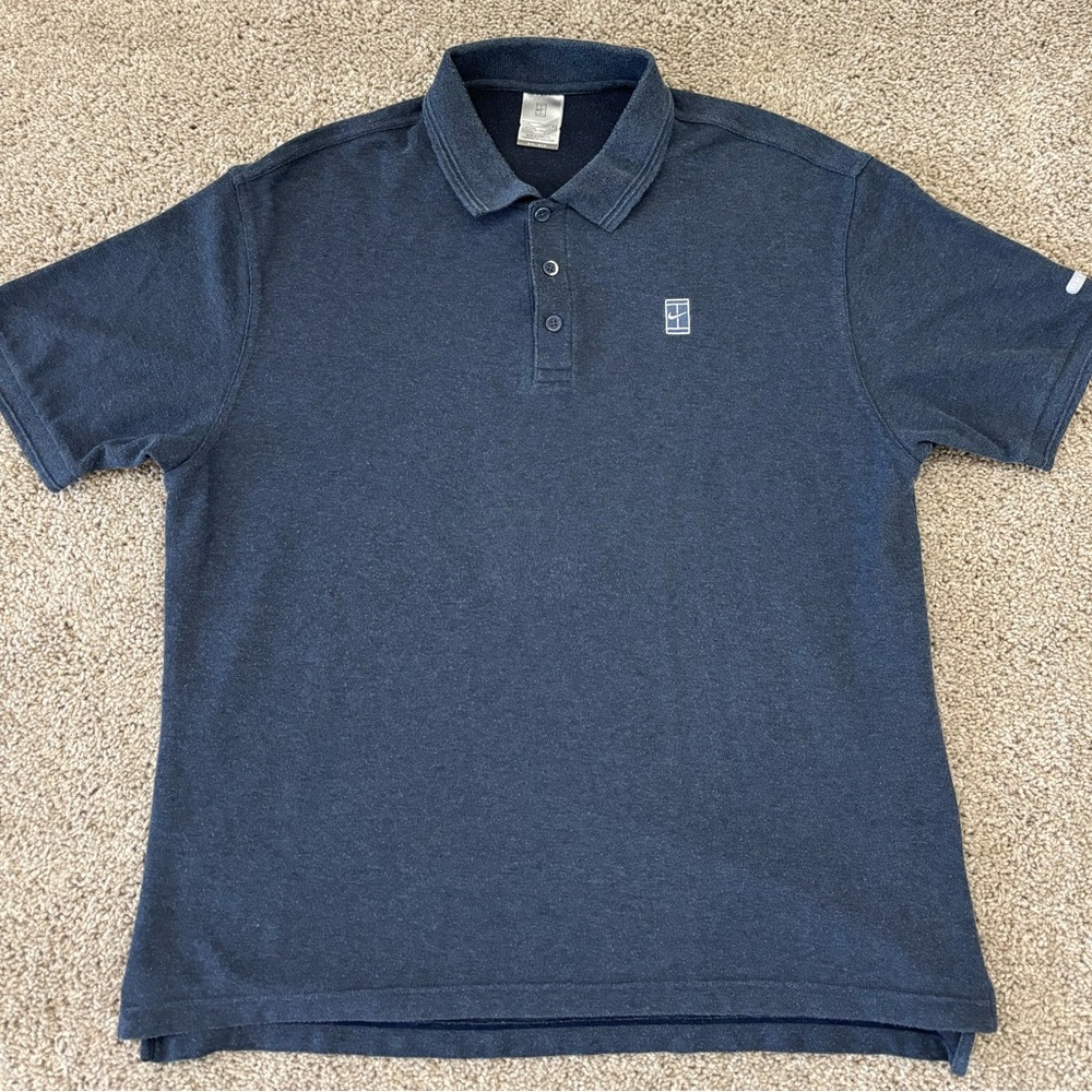 Men’s Vintage Nike Golf/ Tennis Shirt